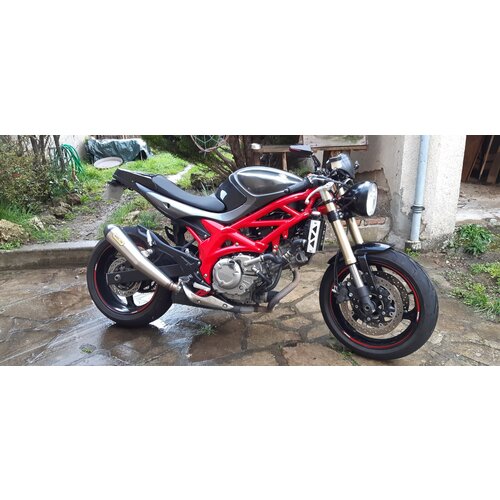 Suzuki Gladius 650 in cafe racer