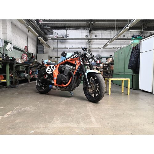 Suzuki GSF 600 S Bandit Cafe Racer