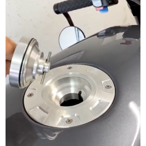 BMW Logo Fuel Cap Kit (select colour)