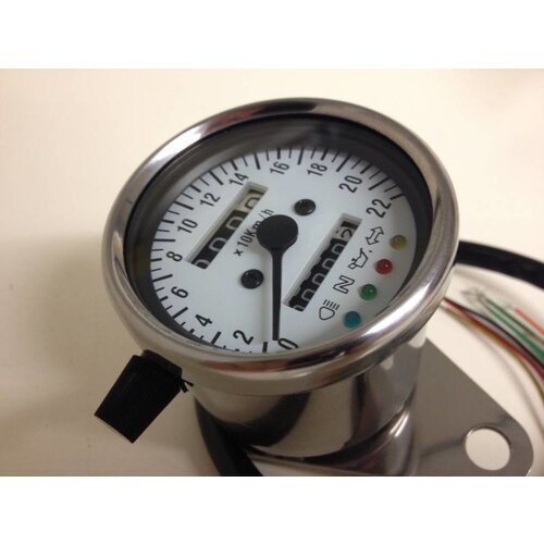 Speedo With 4 Function Lights White Illumination.