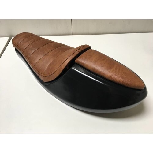C.Racer Selle marron Café Racer "Neo" Tuck 'N Roll Type 3