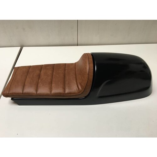 C.Racer Cafe Racer "Imola" Seat Tuck 'N Roll Brown 5