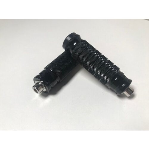 Metal Foot pegs (Please choose your colour)