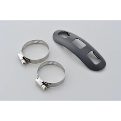 Protection noire courbée pour échappement