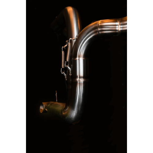 MAD Exhaust Yamaha XV Virago Slashcut-uitlaat met een bouwdemper