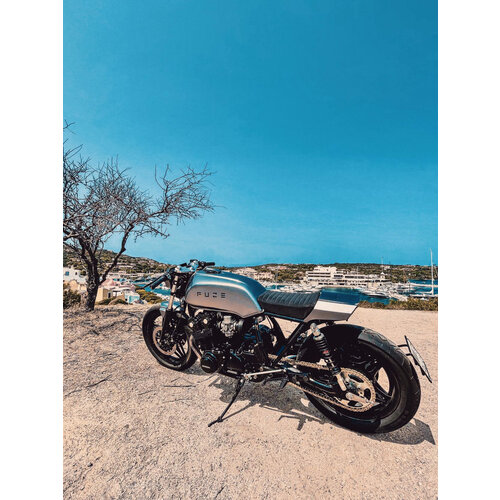 Custom 1982 Honda CB 750 F