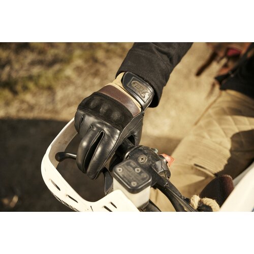 FUEL Triple Crown-Handschuhe