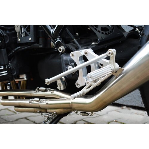 Dixerparts Poggiapiede Anteriore Guidatore per BMW K100/K75/K1100 Regolabile Modello 3 Cafe Racer Scrambler