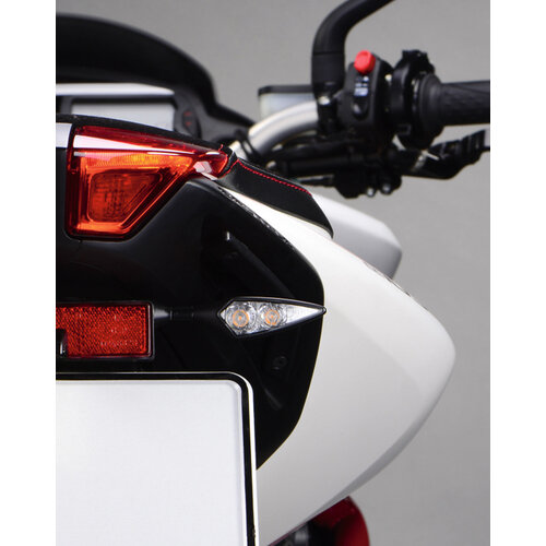 Kellermann Micro Rhombus Extreme Indicator with Clear Glass Front Left and Rear Right | Chrome