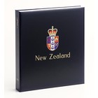Davo, de luxe, Album (2 trous) - Nouvelle-Zélande, partie   I - années 1855 à 1967 - incl. boite de protection - dim: 290x325x55 mm. ■ par pc.