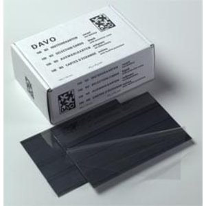 Cartes de classement – 3 bandes – 158 × 110 mm – carton noir résistant – avec feuille de protection – adaptées aux timbres et objets de collection ■ par 100 pièces