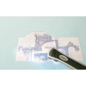 Loupe met handvat, Zonder rand, Vergrotings factor 2x, Lensdiameter Ø 90 mm.