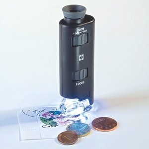 Leuchtturm, Zoom microscoop met LED