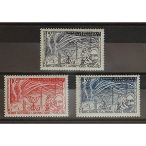 Terres Australes et Antartiques Francaises - Mi.   10 - 12 - Mint avec charnière