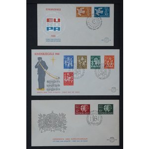 Collection de FDC néerlandais dans 5 albumsDavo, 1950 à 2013