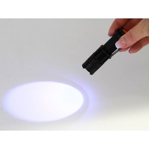 Safe UV flashlight