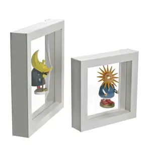 Floating frame, 3D - White - dim: 270 x 225 x 25 mm.
