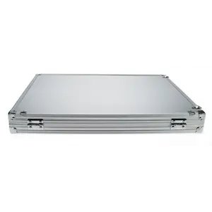 Safe Aluminum display case Compact, 12 compartments