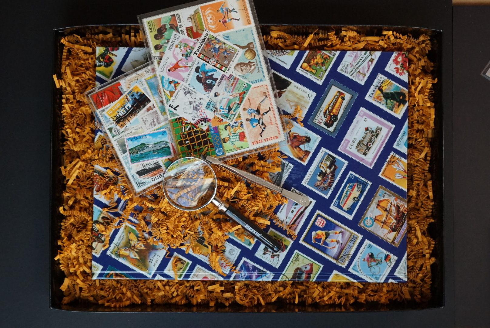 Wundertüte Timbres Du Monde - Lot Surprise 15 Pièces Variées Pour Collectionneurs Passionnés