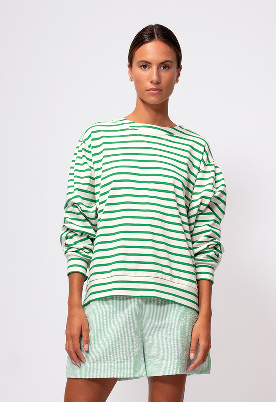 Green Stripes Round Collar Long Sleeve Sweater Green Stripes Round Collar Long Sleeve Sweater