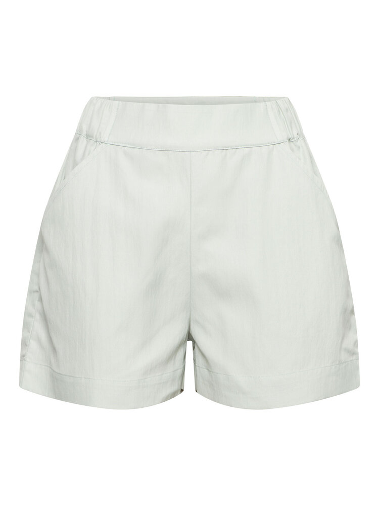 Dutchess Darling shorts - air