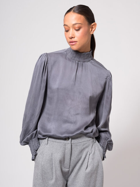 Dutchess Stuart blouse