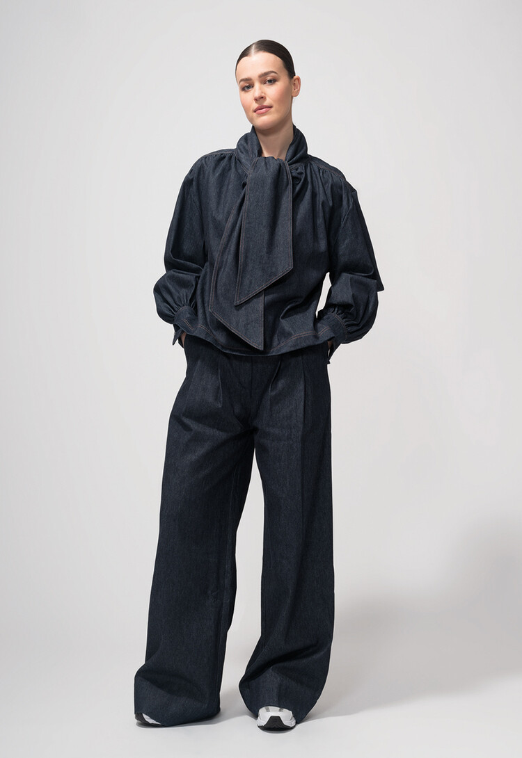 Dutchess Equestrian blouse - jeans