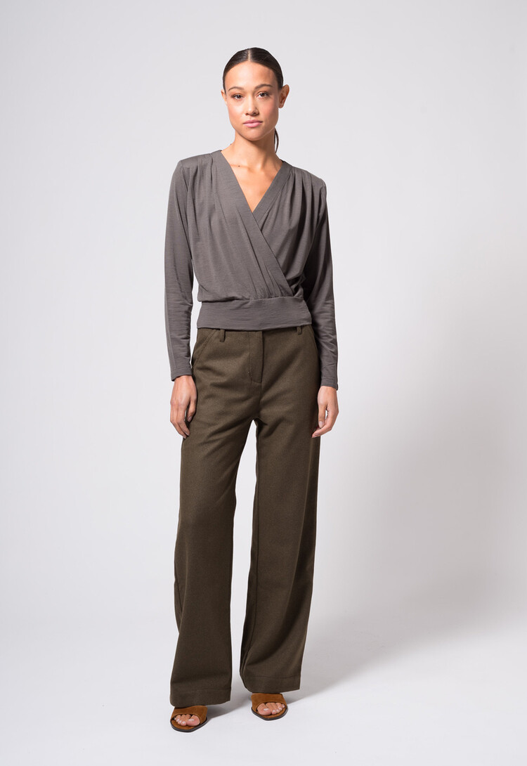 Dutchess Eileen top  - moss