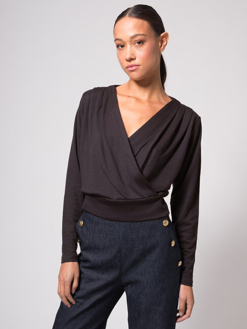 Dutchess Eileen top - black