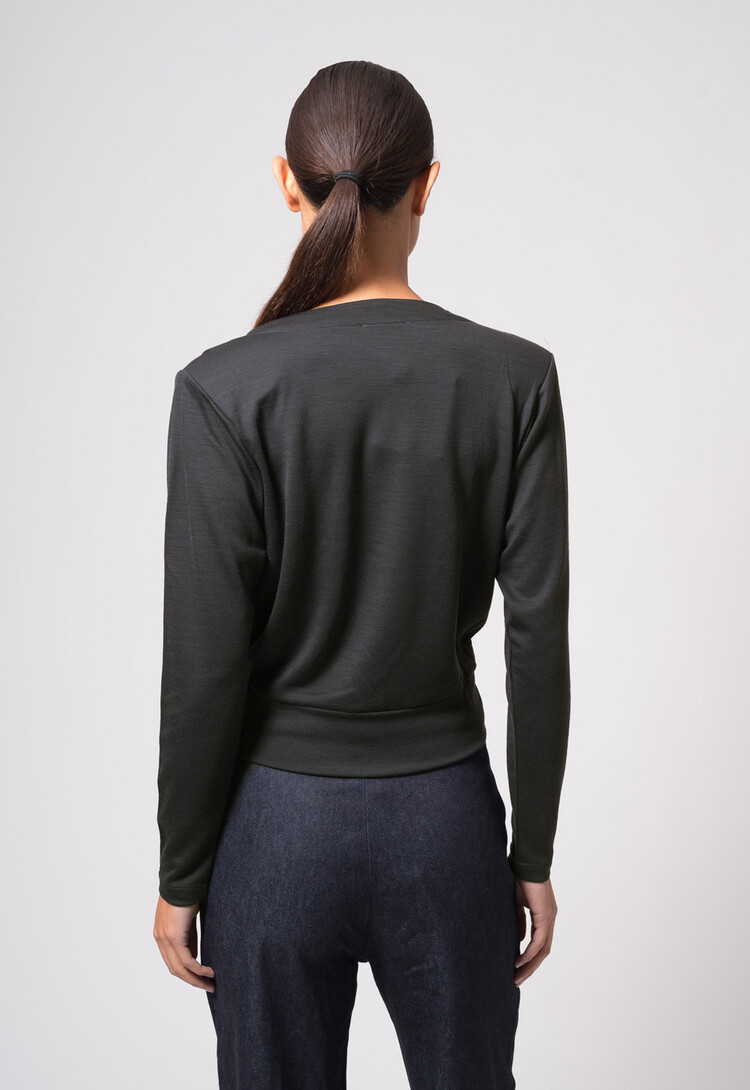 Dutchess Eileen top - black