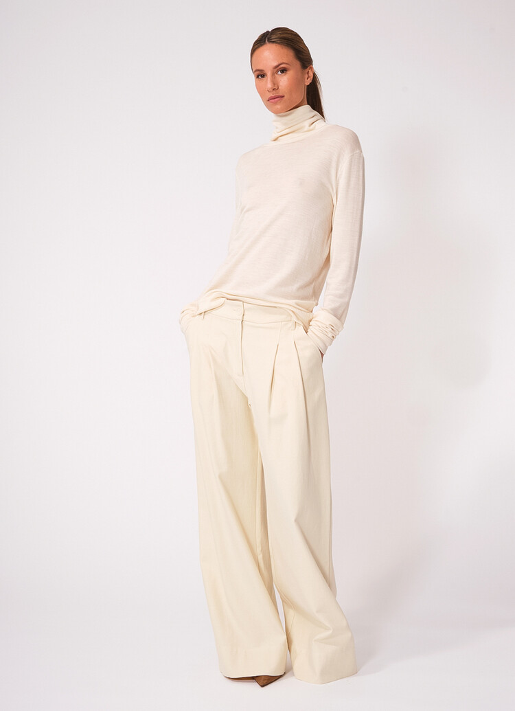 Dutchess Cozy turtle - off white
