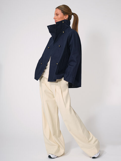 Dutchess Celine short trench