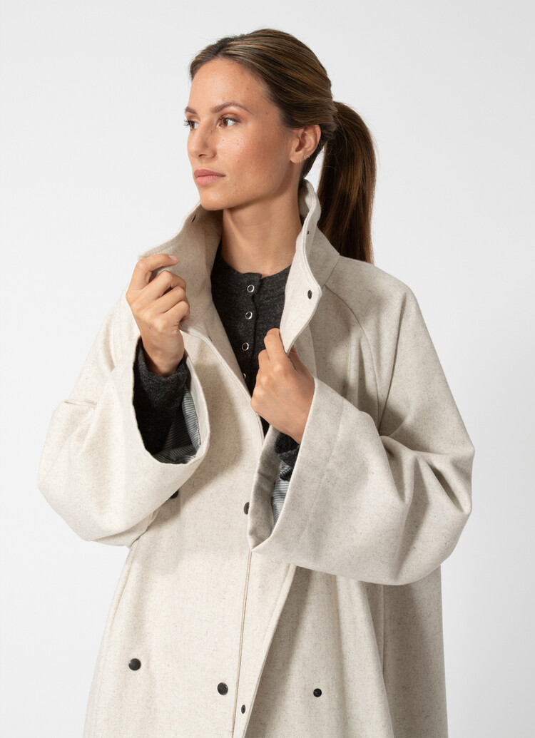 Dutchess Palazzo coat - sand