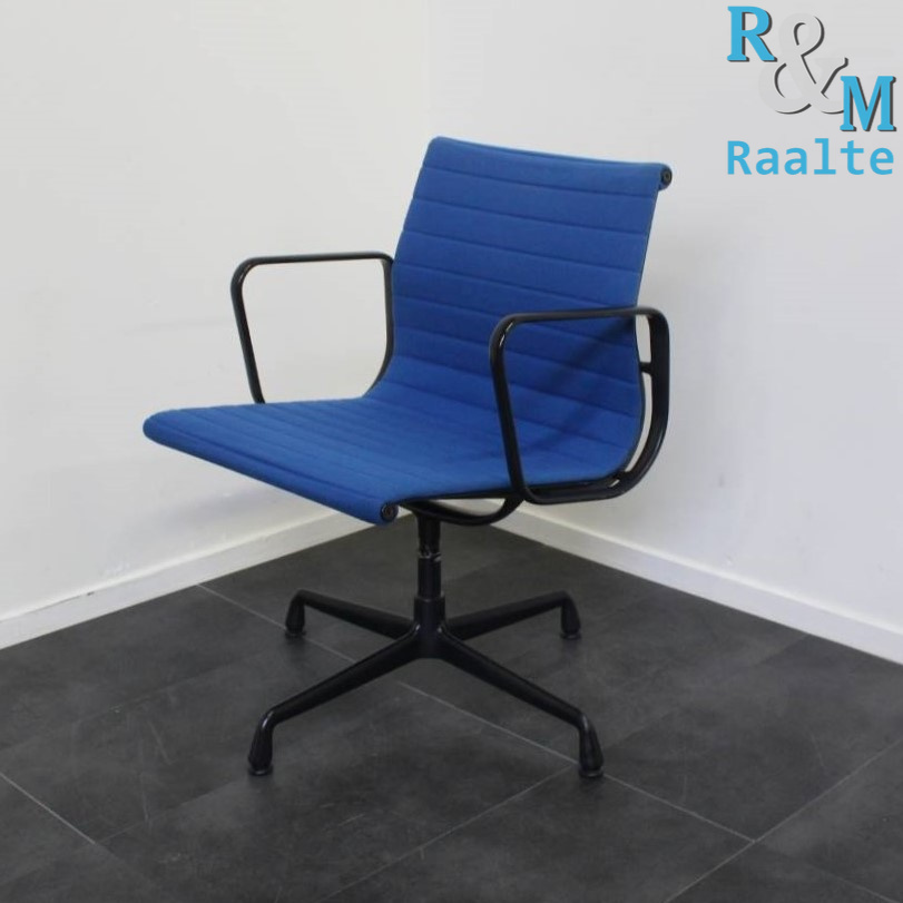 Vitra Eames EA 108 Design stoel – Grijze Netweave | RM Kantoor- en  Designmeubilair
