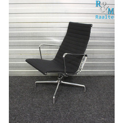 Vitra Eames EA 115 Design fauteuil, Zwart, Hopsak