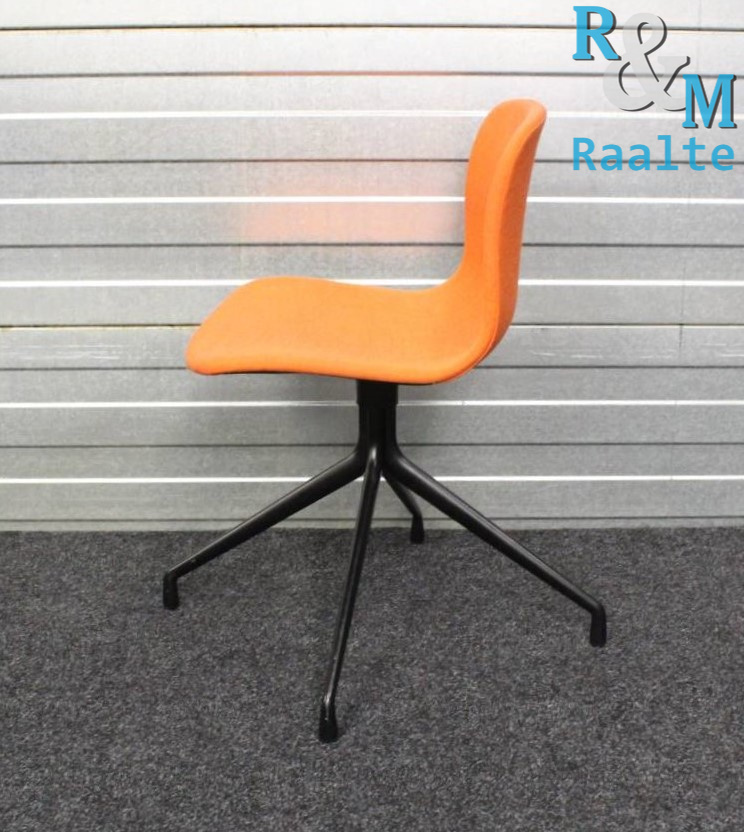 Worstelen Heel veel goeds bevind zich Hay About a Chair AAC11 Design Stoel - Oranje | RM Kantoor- en  Designmeubilair