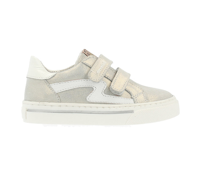 Develab – Sneaker – Silver Suede