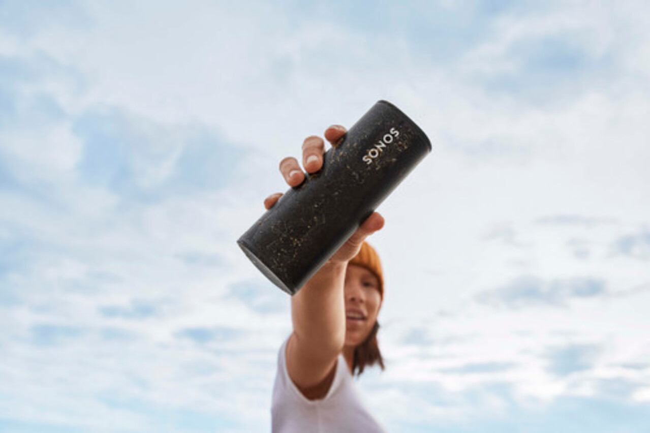 Big Green Egg Sonos Roam Zwart