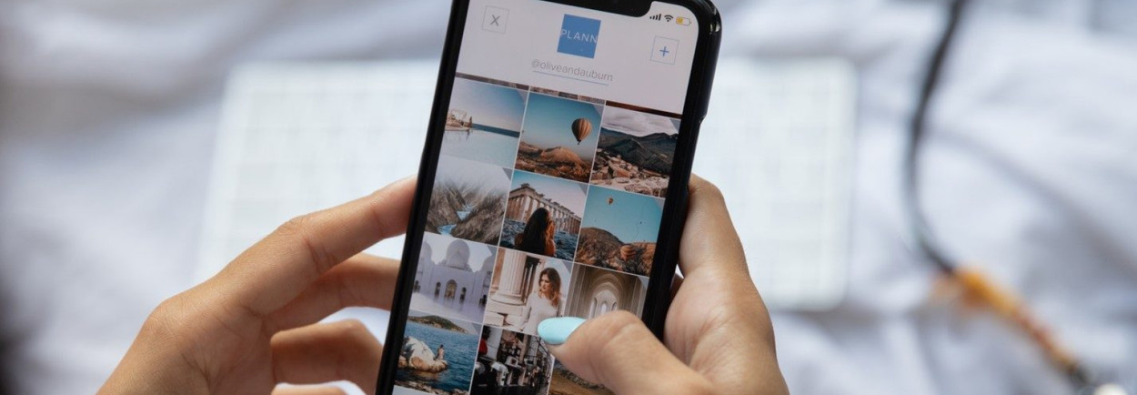 Liquid Retina display. Pixel‑perfect portability.