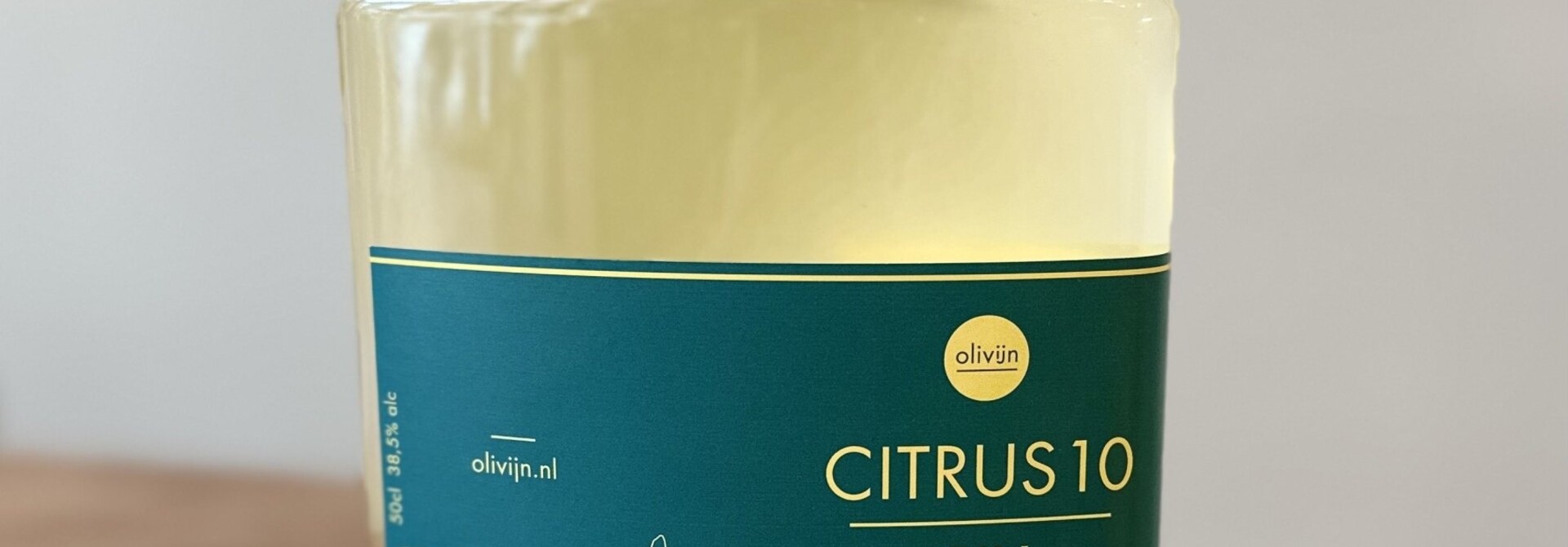 Citrus 10 GIN by Olivijn