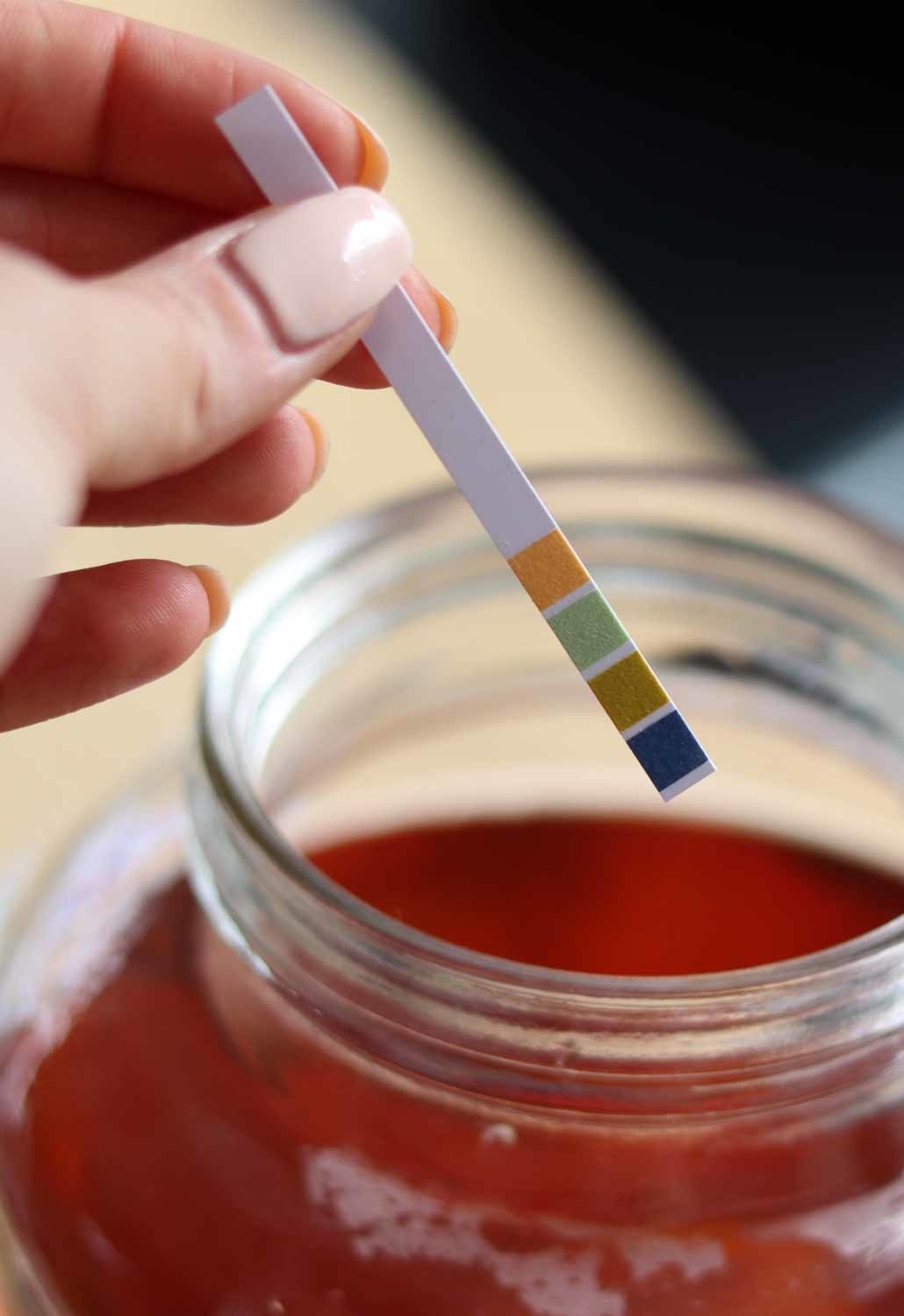 pH 1-14 Test strips