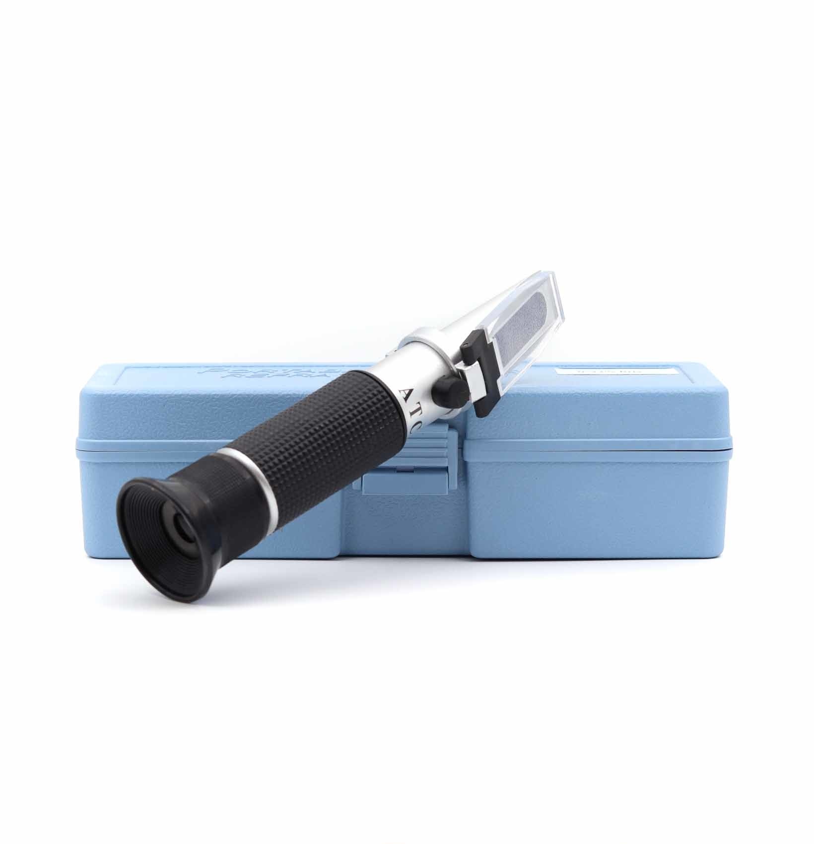 Refractometer