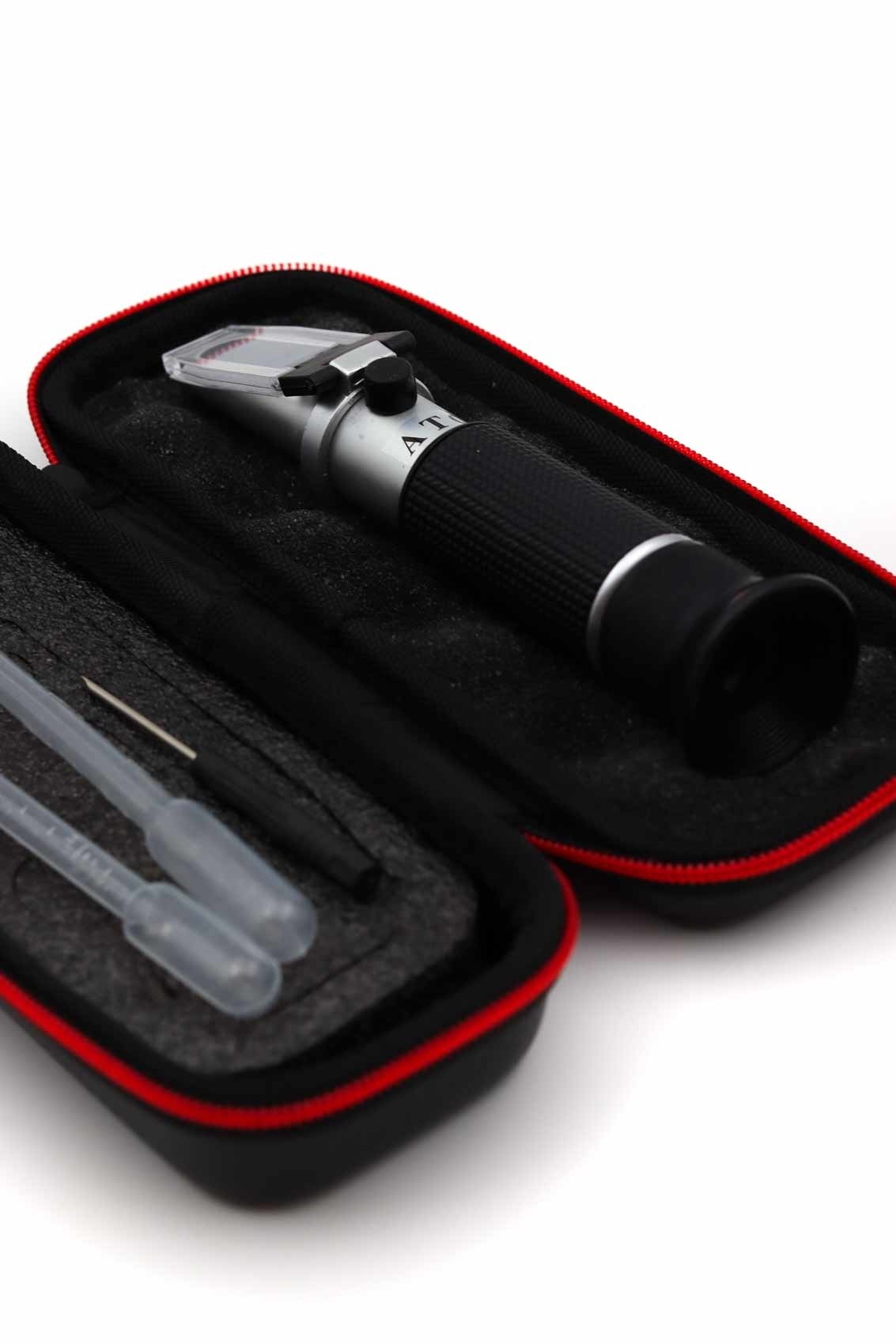 Refractometer