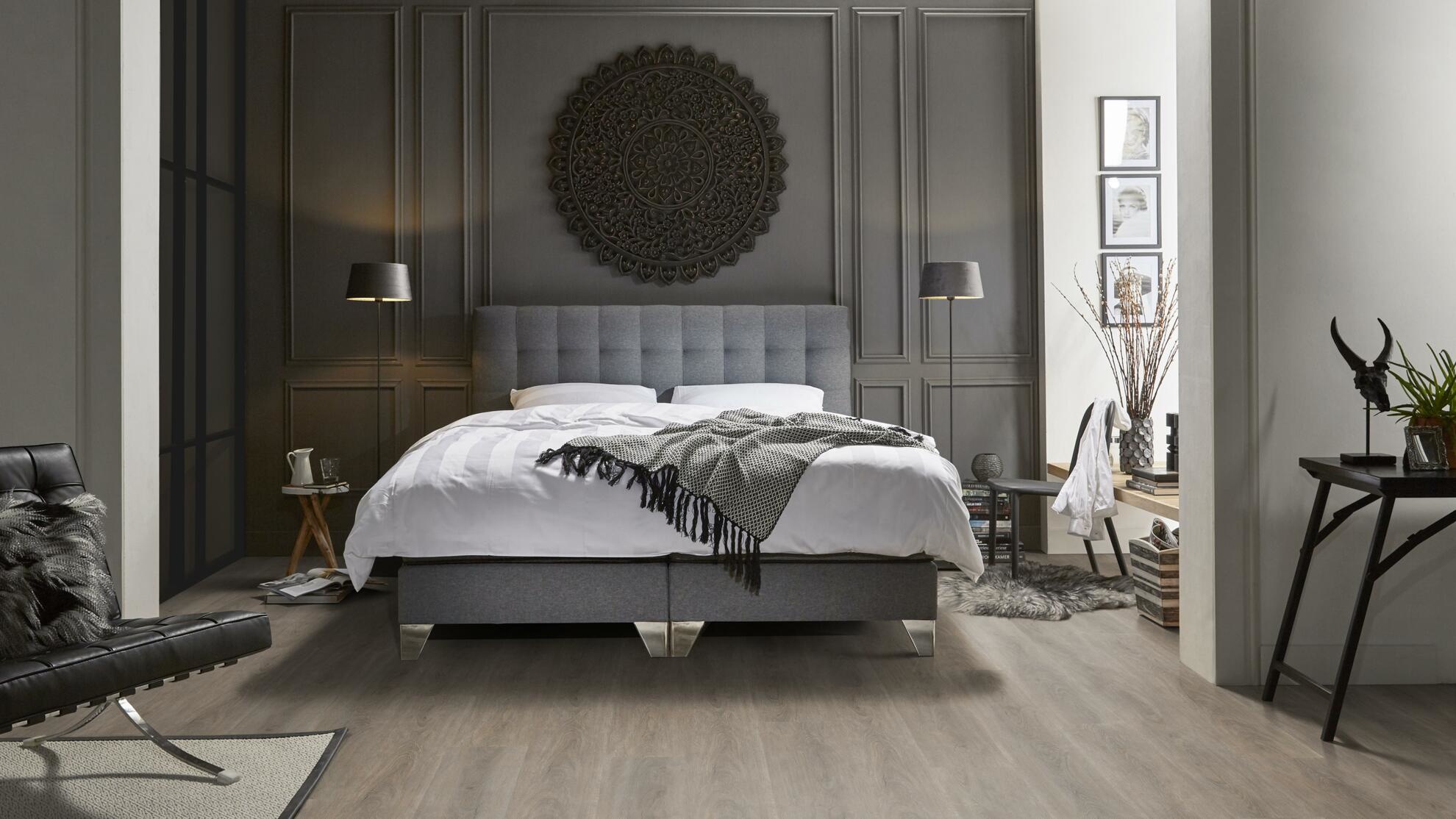Parramatta Smoky Klik PVC
