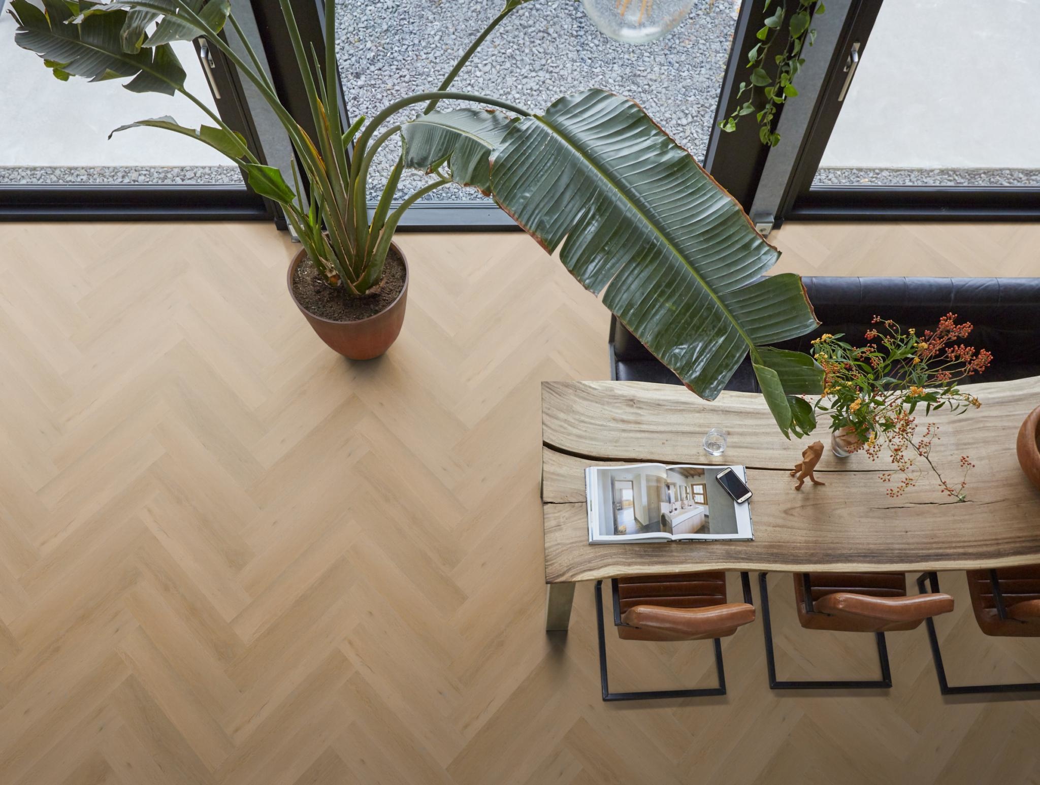 YUP Leyton Visgraat warm oak Plak PVC