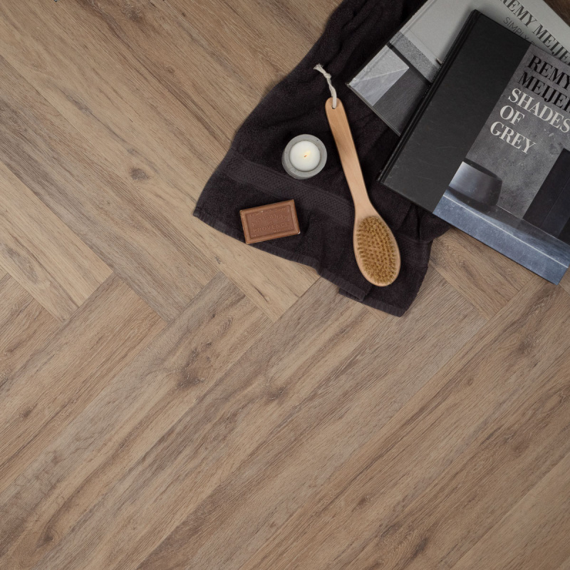Ambitieus Visgraat Kaneel Plak PVC
