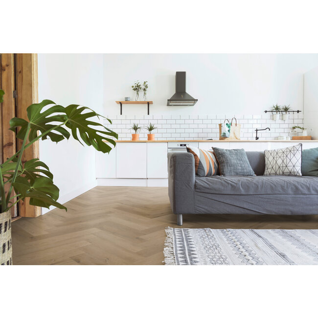 Yarenza. Lux Tenebrae Visgraat Warm Oak Plak PVC