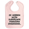 Goldengifts Slab - Ze hebben mijn supercape verkeerd omgedaan.. - drukknoop - baby roze Goldengifts Slab - Ze hebben mijn supercape verkeerd omgedaan.. - drukknoop - baby roze
