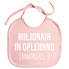 Goldengifts Slabbetjes - slabber - slab - baby - Miljonair in opleiding (knuffels € 5,-) - koordjes - stuks 1 - baby roze Goldengifts Slabbetjes - slabber - slab - baby - Miljonair in opleiding (knuffels € 5,-) - koordjes - stuks 1 - baby roze