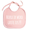 Goldengifts Slabbetjes - slabber - slab - baby - Hoera ik word grote zus !!! - koordjes - stuks 1 - baby roze Goldengifts Slabbetjes - slabber - slab - baby - Hoera ik word grote zus !!! - koordjes - stuks 1 - baby roze